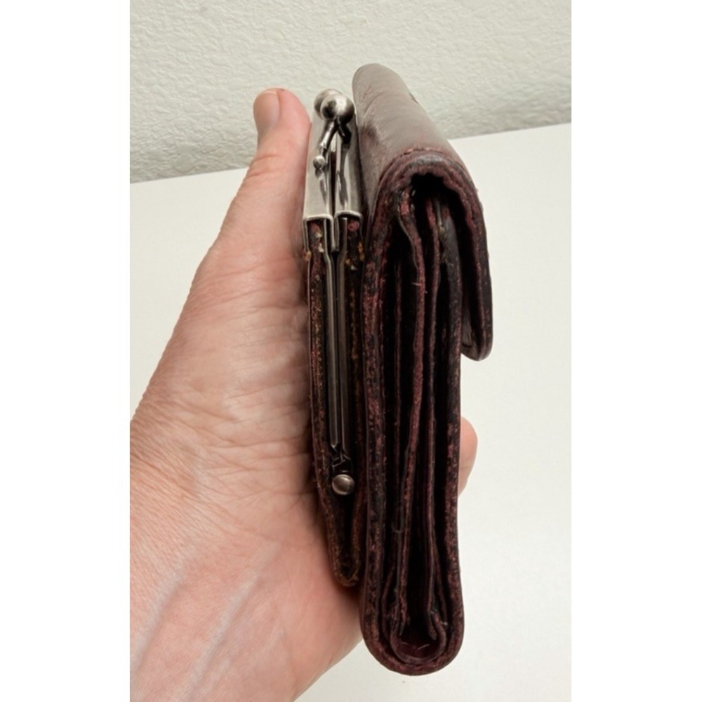 Patricia Nash Reiti Leather Wallet Kisslock Change Pocket Three Fold Burgundy - Picture 14 of 14